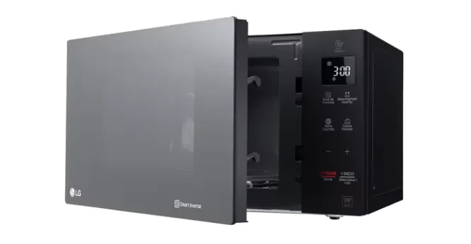 microondas LG Smart Inv (2).webp